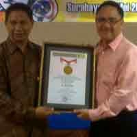 Stand IT Terbanyak, Hi Tech Mall Dapat Penghargaan Muri