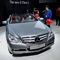 Saloon Mewah Mercy E-Class L