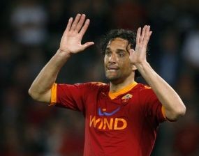 Toni Ingin Terus di Roma