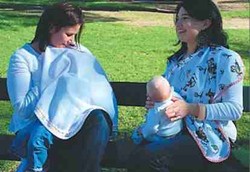 Menyusui Bayi di Tempat Umum