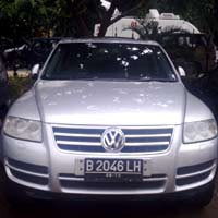 Polisi Amankan Mobil Mewah VW, Mercy & Range Rover