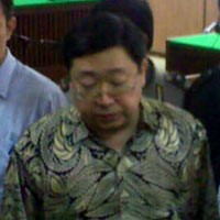 Diperiksa Lagi, Robert Tantular Khawatir Jadi Korban