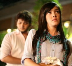  Ridho Rhoma dan Delon Rebutan Cathy Sharon 