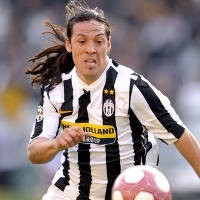 Camoranesi Siap Tinggalkan Juve