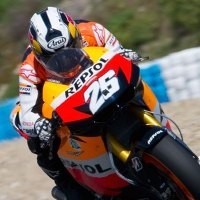 Pedrosa Ungguli Rossi dan Lorenzo 