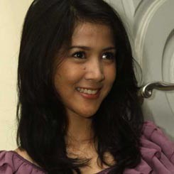 Menang IMA 2010, Pipi Tika Puri Dicium Afgan