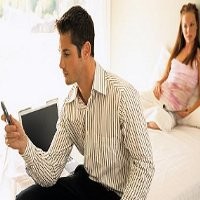 BlackBerry dan iPhone Ganggu Rutinitas Bercinta 