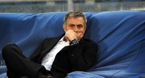 Gantian Mourinho Semprot Roma
