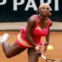 Serena & Venus Sama-sama Melaju