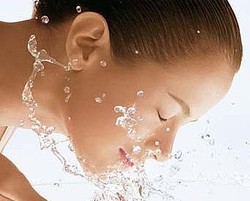 Kurangi Jerawat dengan Langkah Tepat