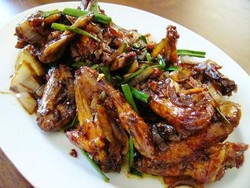 Manis Gurih Ayam Goreng Mentega