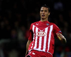 Chamakh Merapat ke Emirates