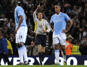 Gol Crouch Antar Spurs ke Liga Champions