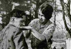 Obat Kumur Bisa Mengatasi Ketombe