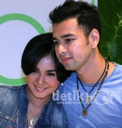 Yuni Shara-Raffi Bersatu Untuk 50 Tahun Lagi