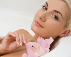 Tips Perawatan & Merias Wajah Di Musim Panas (bagian 1)