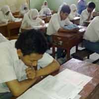 1.380 Pelajar SMP & MTs di Kabupaten Ngawi Tak Lulus UN