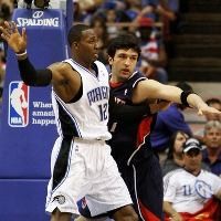 Howard Tak Terbendung, Magic Unggul 2-0