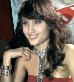 Cinta Laura: Donor Darah Aktivitas Terhormat