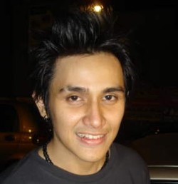 Masih Doyan Main, Vicky Nitinegoro Ogah Lepas Status Duda