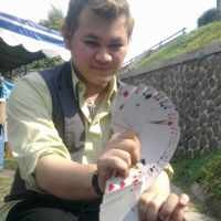 Atraksi Pesulap Bandung Ramaikan Ultah VCB ke-28