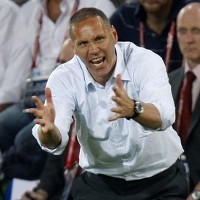 Van Basten Santai Tanggapi Milan