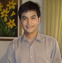 Nyanyi Bareng Shireen Sungkar, Teuku Wisnu Frustasi