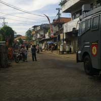 Kapolwil Datang, Suasana Pasar Keputran Panas 