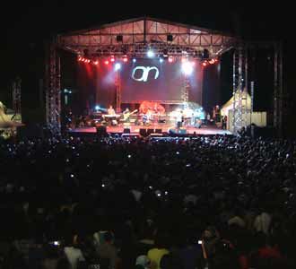 Kampoeng Jazz Banjir Penonton