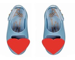 Rancangan Vivienne Westwood Untuk Anak Fashionista