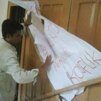 Tuntut Rektor Turun, Demo Mahasiswa di Sumenep Ricuh 