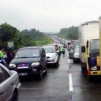 Masyarakat Masih Bebas Beli Mobil Sebanyaknya