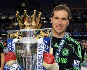 Cech: Pesta Belum Dimulai, Blues