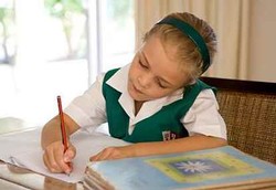 PR Sekolah Mengganggu Kebersamaan Anak dan Keluarga?