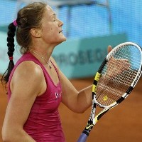 Safina Angkat Koper Dini