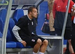 Menunggu Nasib Dua Andalan