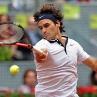 Federer Lewati Ujian Pertama