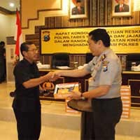 Tekan Kasus 3 C, Polisi Bekali Anggota dengan HT