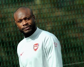 Gallas Menuju Pintu Keluar Emirates