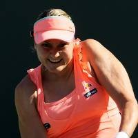 Serena Dipecundangi Petrova