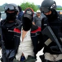 Polri Bebaskan 11 Orang, 3 Jadi Tersangka 