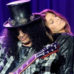 Slash: Saya Tidak Berusaha Menjadi Gitaris Terbaik