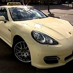 Porsche Panamera Jadi Taksi di Jerman