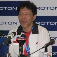 Indonesia Ingin China atau Malaysia?