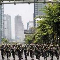 Kubu Demonstran dan Militer akan Tambah Kekuatan