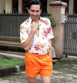 Teuku Zacky Nggak Pikir-pikir Jadi Banci di Film Obama