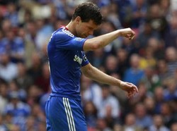 Engkel Ballack Masih Bengkak 