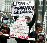 Menuntut Obat HIV/AIDS Tetap Murah