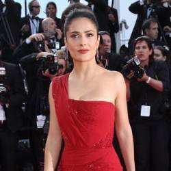Dikritik Anak, Salma Hayek Ganti Nama 