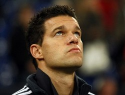 Ballack Dipastikan Absen di Afrika Selatan